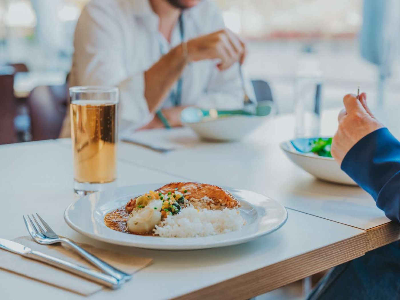 Täglich frische Menüs und Auswahlbuffet