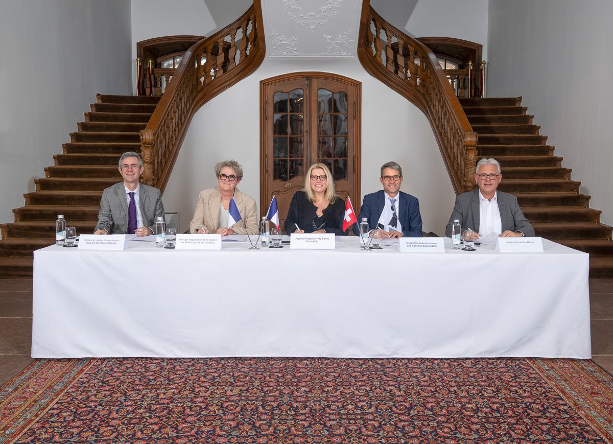 Unterzeichnung der Vertragsvereinbarung